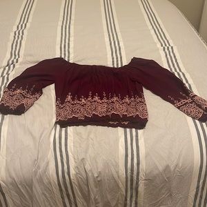 Maroon/pink off the shoulder crop top
